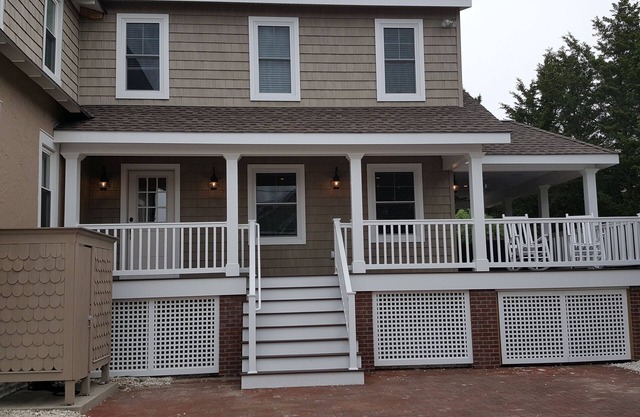Avalon Townhome with Pool & Cabana ~ Great Location!