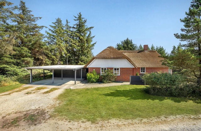 Awesome home in Blåvand with sauna