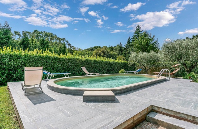 Awesome home in Camaiore with WiFi