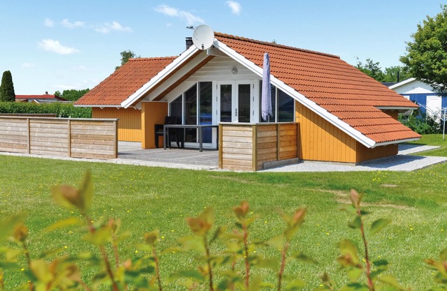 Awesome home in Egernsund with WiFi