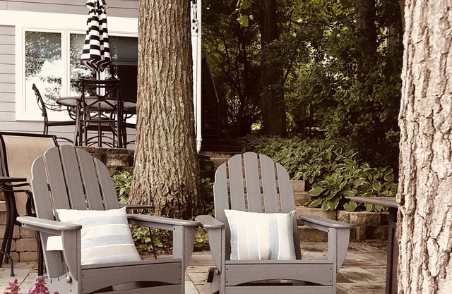 Awesome Lake Getaway anytime of year! Come Ski OR Plan for SUMMER Fun!!