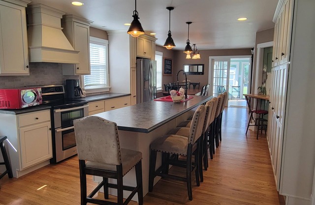 Awesome Space in Bridgewater-BC, JMU, EMU! Near Massanutten & Harrisonburg.
