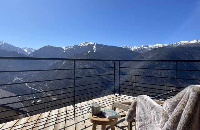 Ax le Chalet Dignaux vue Panoramique sur la Vallée D'ax