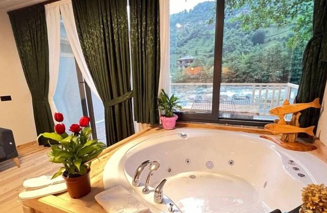 Ayder River Bungalov