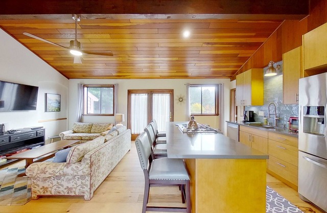 Azalea Reserve Upstairs Suite