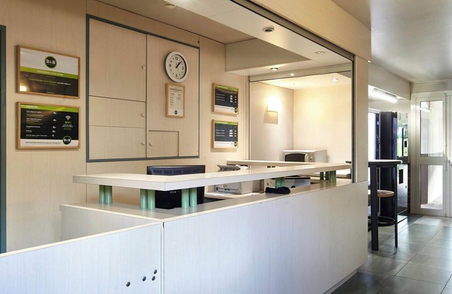 B&B Hotel Saclay