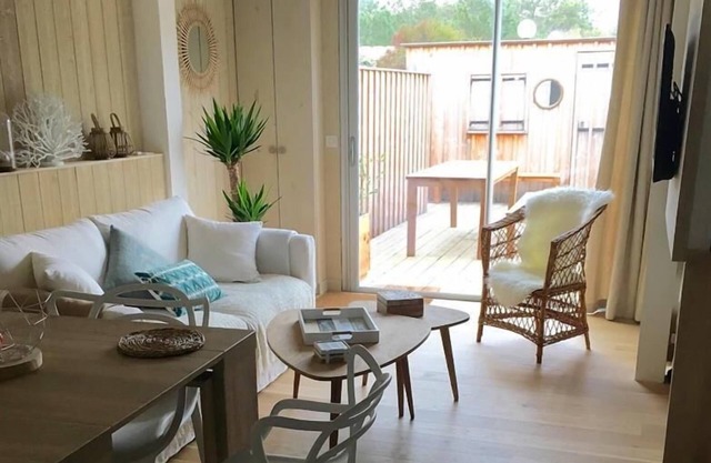B27 - Duplex apartment with terrace center cap Ferret for 4: ultra cute!