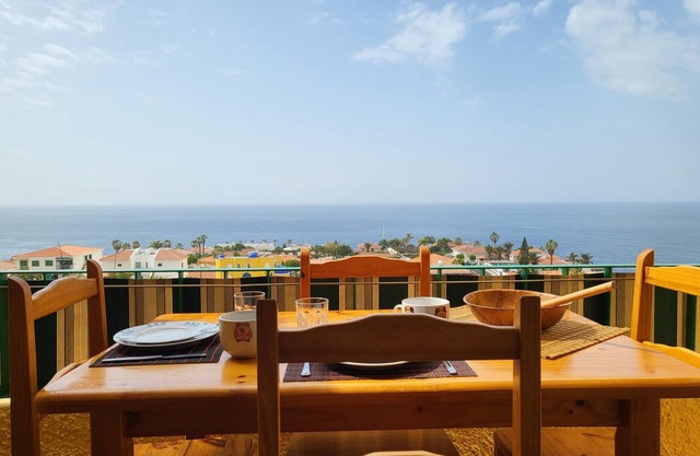 Balcony, sea view, WiFi, A/C, swimming pool, 100 mts. from the beach