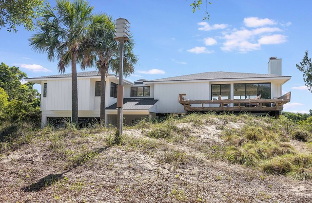 Bald Head Island Beach House on golf course beach access #9 Sleeps up to 15