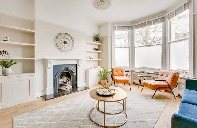 Balham Stylish Family Friendly House and Garden
