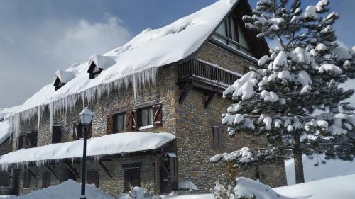 Baqueira Apartamentos Cota 1700 a pie de pistas