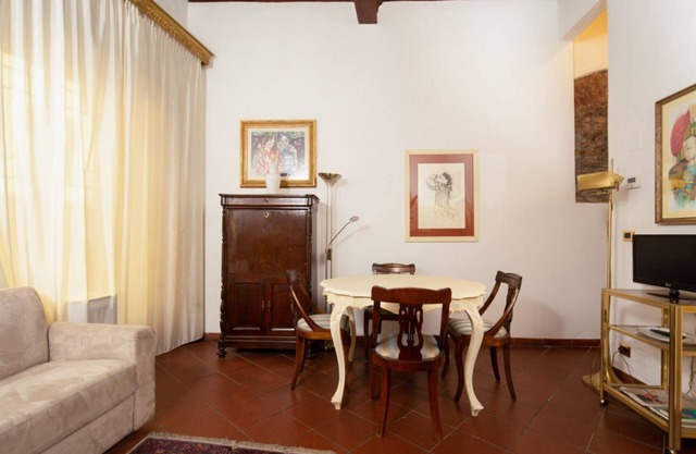Bardi Suite apartment near Ponte Vechhio by Mmega