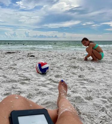 Barefoot Beach Resort in Indian Shores Minutes from Clearwater Beach