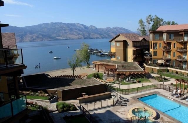 Barona Beach - Lakefront Condo