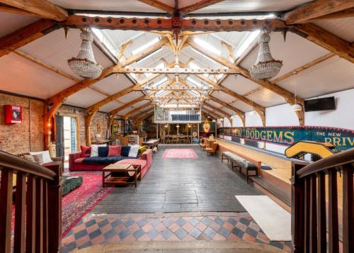 Bath House by the Sea, Bowling Lane & Cinema