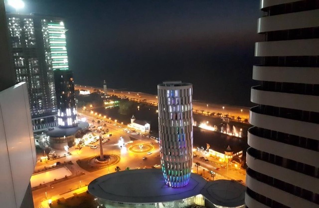 Batumi Lotus Apartment in 100 m from the beach