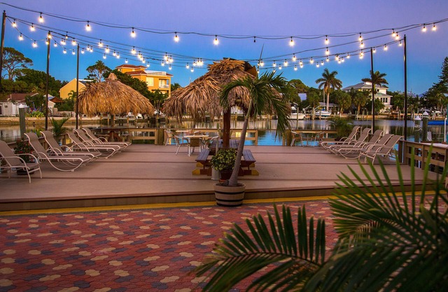 Bay Palms Waterfront Resort - Hotel and Marina