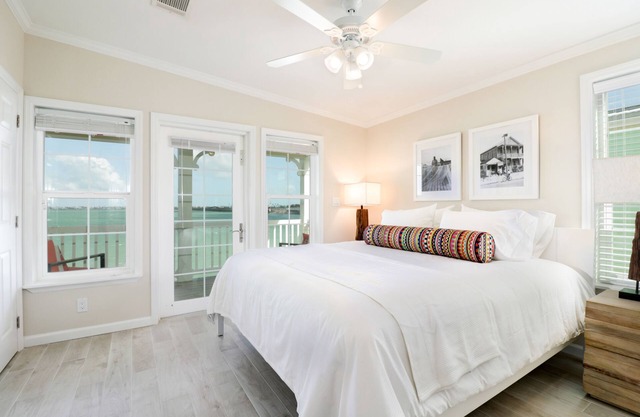 Bay View 2 Bed/2.5 Bath Vacation Townhome Rental in Key West Area