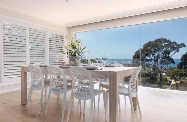 Bay View 6 - 3BR Vincentia home with water views