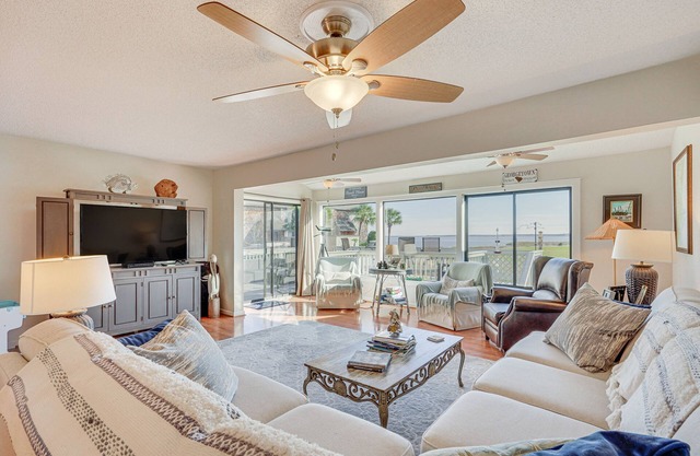 Bay-View Georgetown Getaway w/Community Beach!