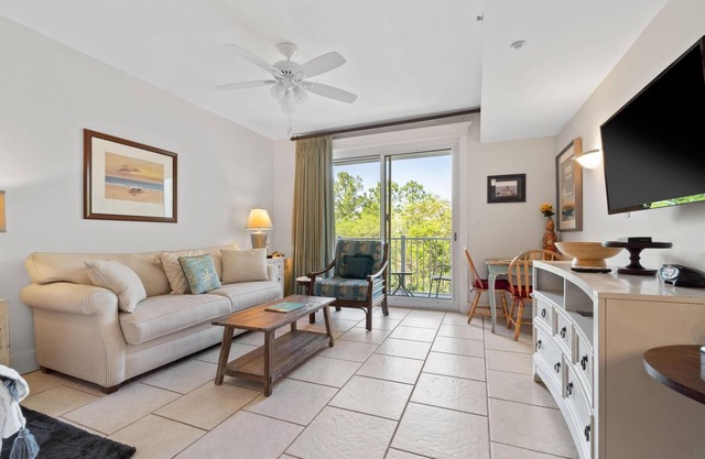 "Baydream Believer" Sandestin #3311 Studio Sleeps 4