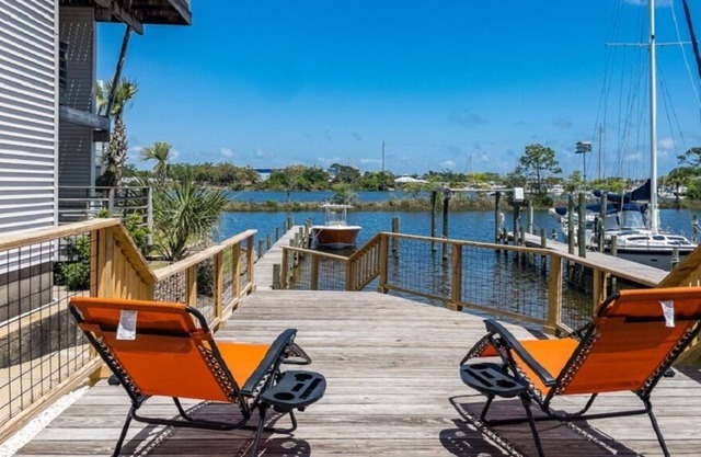 Bayou Chico Dream - 2B Waterfront Townhome with Boat Slip