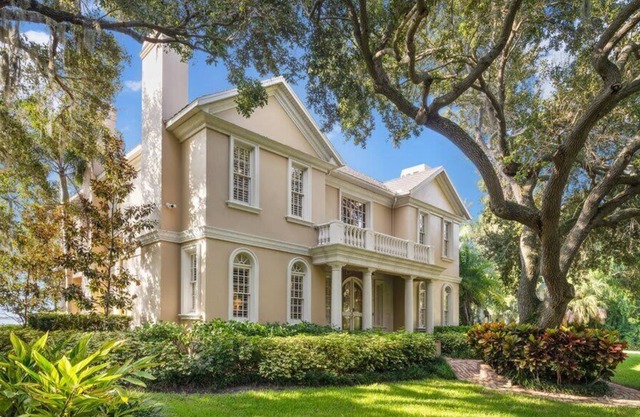Bayshore Breeze by Brightwild | Waterfront Estate