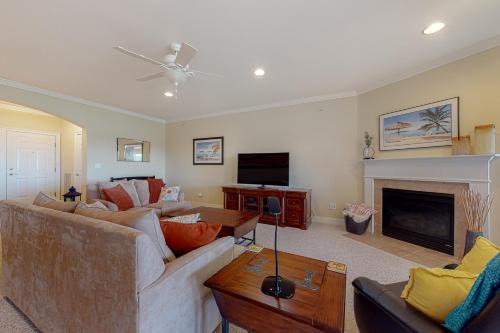 Bayside Resort - 38415 Boxwood Terrace, Unit #302B