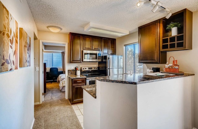 BC412434 - Two Bedroom located in DTC Area