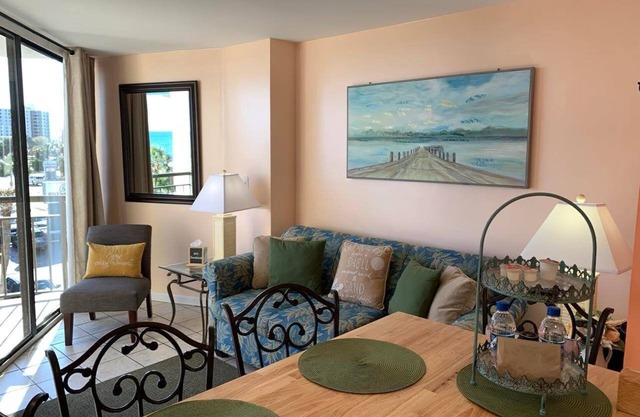 Beach, Boardwalk, Convention Ctr, Dining and More!