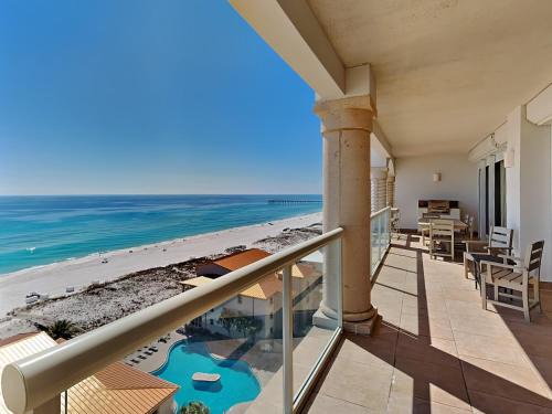 Beach Club #901C