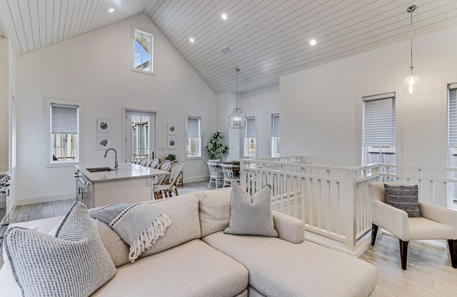 Beach Cottage on Sunset Park@Cinnamon Shore Near Great Amenities & Pizzeria