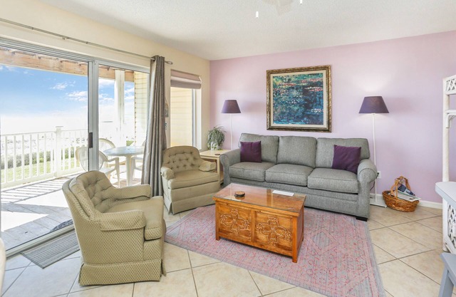 Beach Front, Indian Pass, Quiet Beach, Triplex ~ Pelican Landing 2