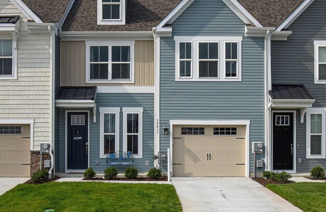 Beach getaway for the family in Bishop's Landing!