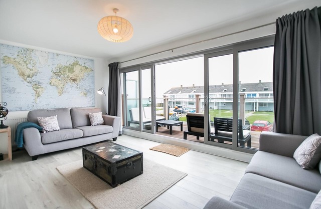 Beach Haven - 3 bed home with sea views