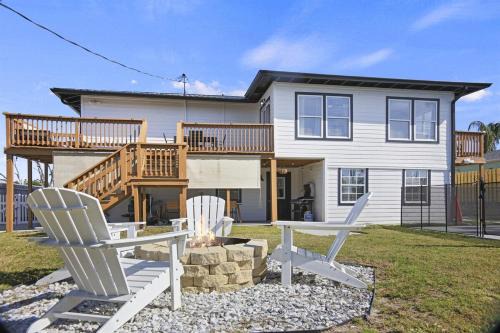 Beach House with Heated Pool & Family Games