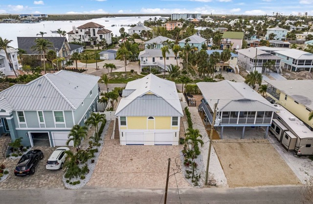 Beach Life! Two Heated Pools, Sleeps 19 - FMB - Sweet Summer - Roelens
