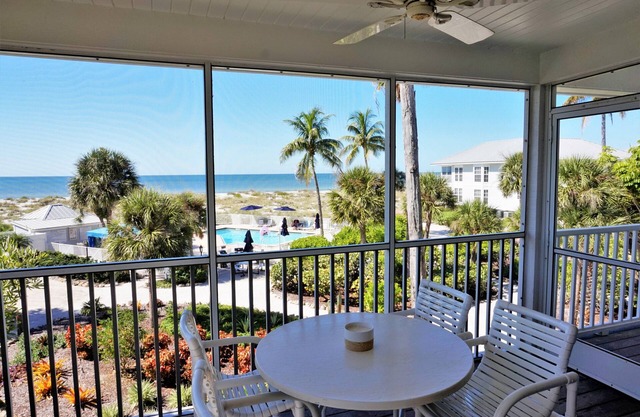 Beach Perfection! Relax away the days with Pool Access and a Gulfview C1524A