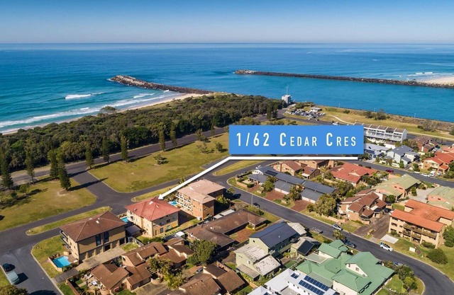 Beach Point - Lighthouse Beach Apartment