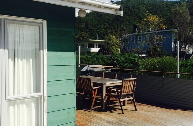 Beach Road Waikawa two storey bach