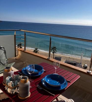 BEACH STUDIO/LOFT