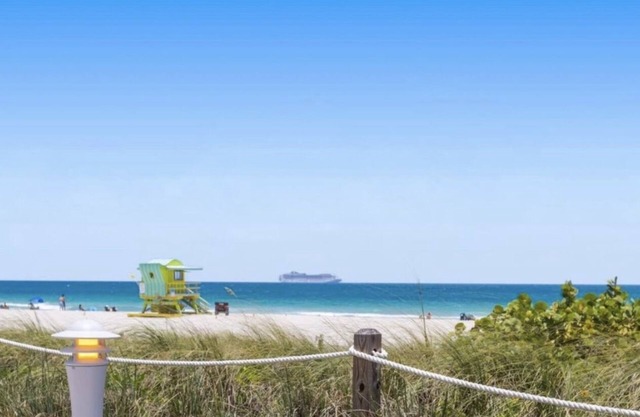 BeachFront-1 Bedroom Unit 119-Free Parking-Ocean Drive-South of 5th-South Beach