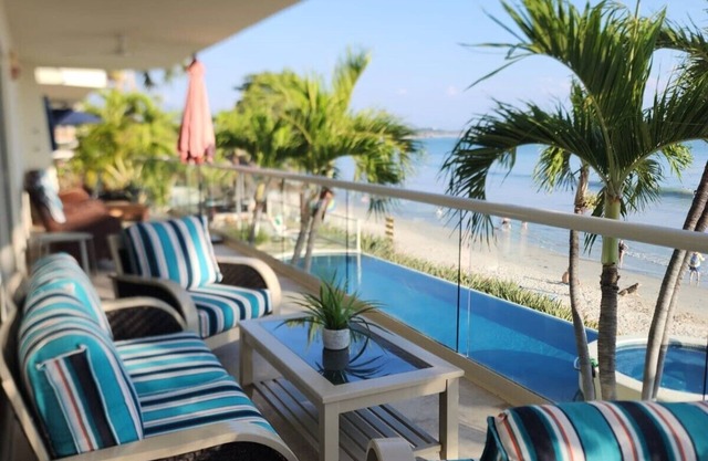 Beachfront 3-Bedroom Condo in Punta De Mita