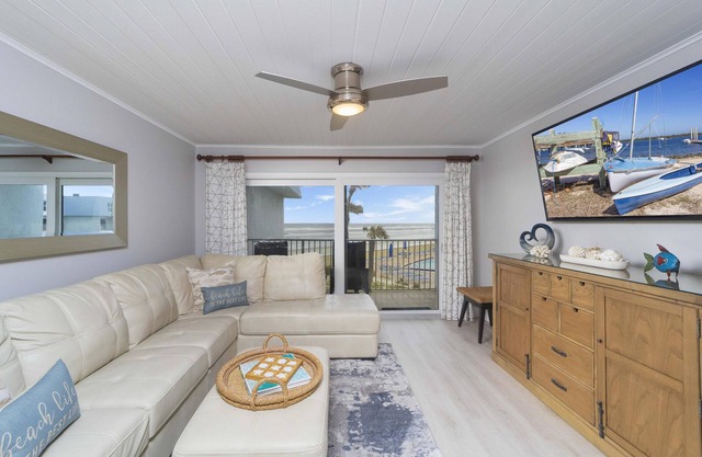 Beachfront Bliss Crescent Sandpiper 232