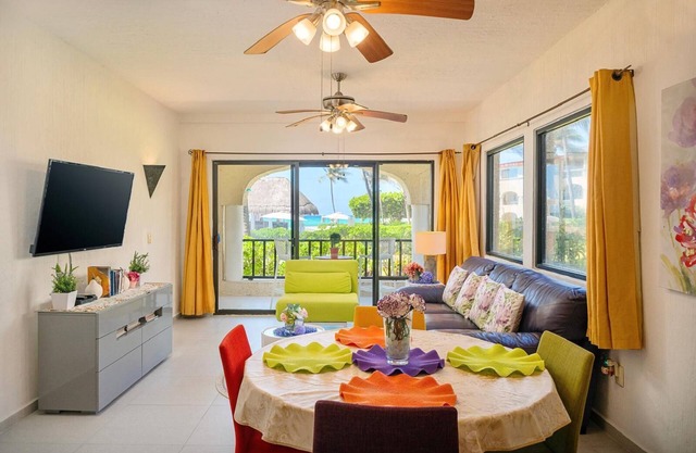 Beachfront condo in Xaman Ha 7018