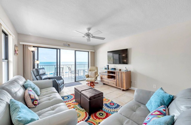 Beachfront End Unit 3-Bedroom with Wrap-Around Balcony