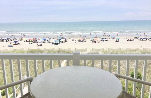 BEACHFRONT Getaway in Windy Hill! Escape and Recharge! ^Special Discounts^
