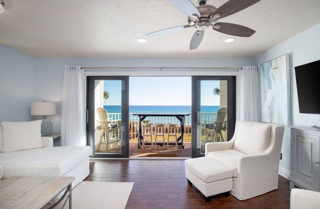 Beachfront Seacrest Beach Condo on 30a! Balcony Beach Views! Near Alys Beach.
