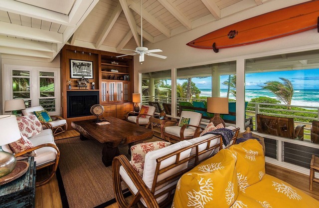 Beachfront Tropical Dream House! TVNC#4299