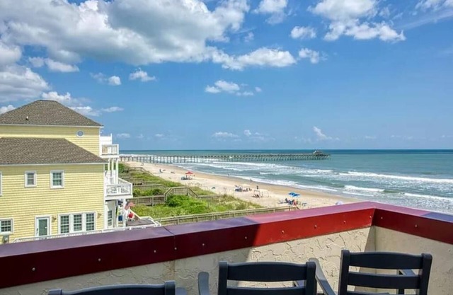 Beachfront Bliss: Luxury Condo with Spectacular Pier Views, Pools, and More!
